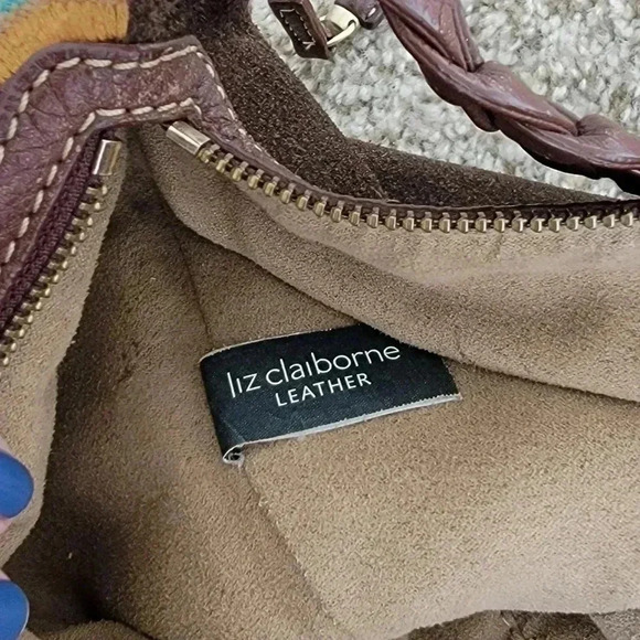 Liz Claiborne Leather Suede Floral Banana bag 🌺🦋🌸✌️ - Picture 6 of 6